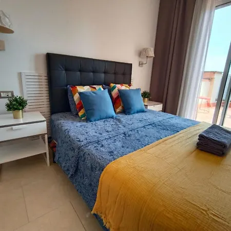 Hostel By Paseo De Colon Apartment *